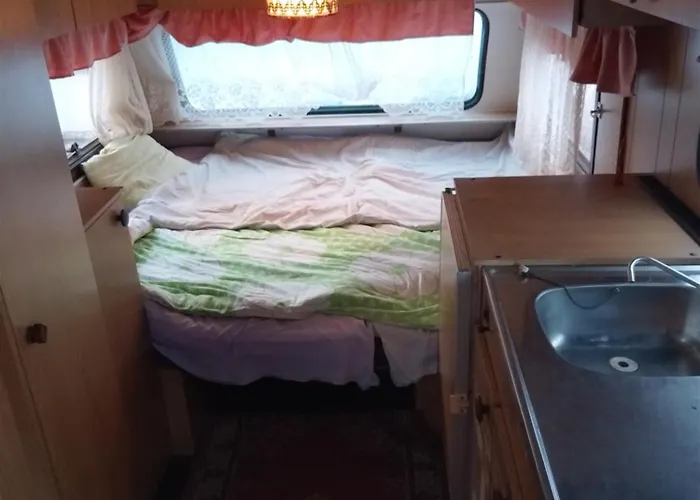 Konkelotie White Caravan 营地